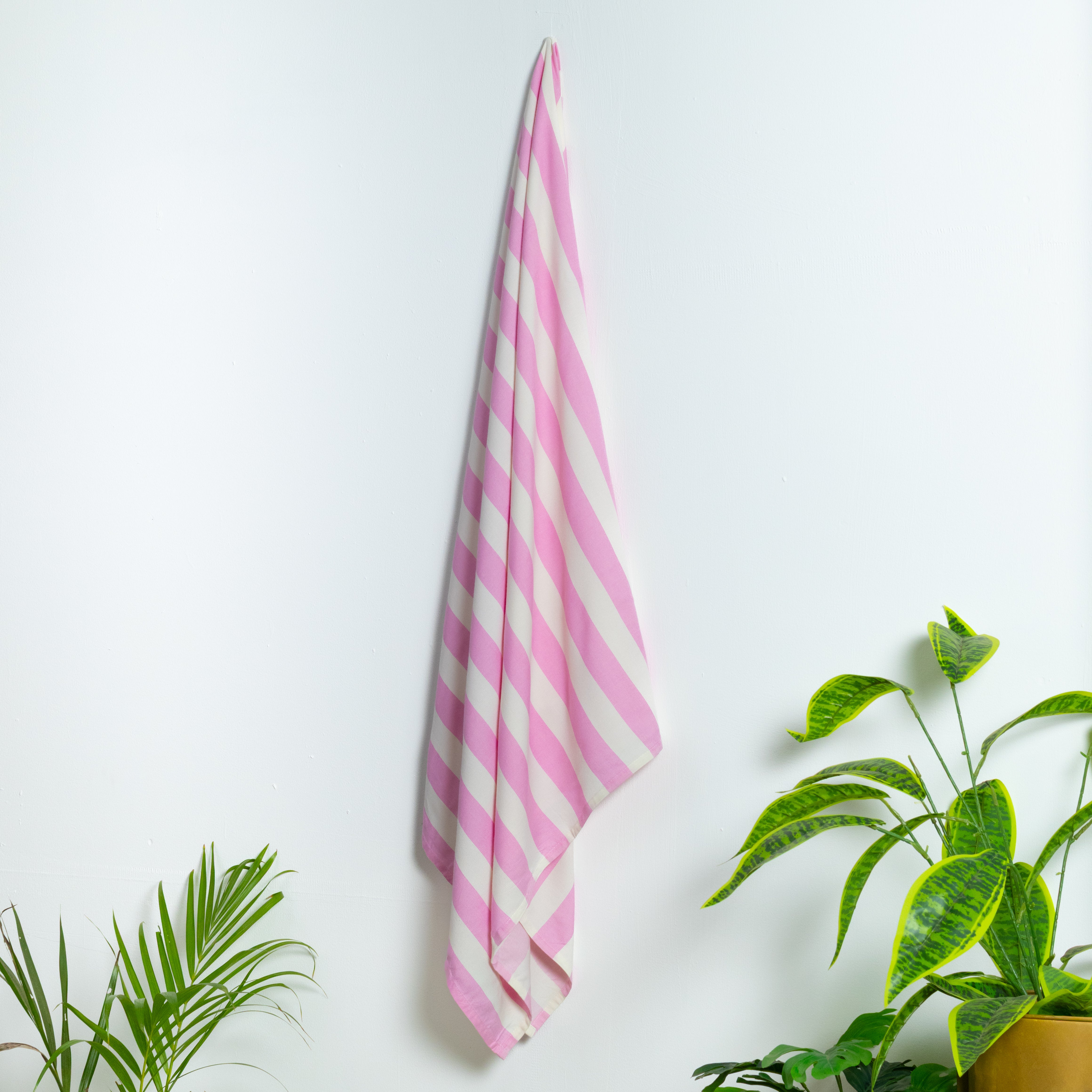 Happie Dayz BamPure – 100% Pure Bamboo Towel (pink)