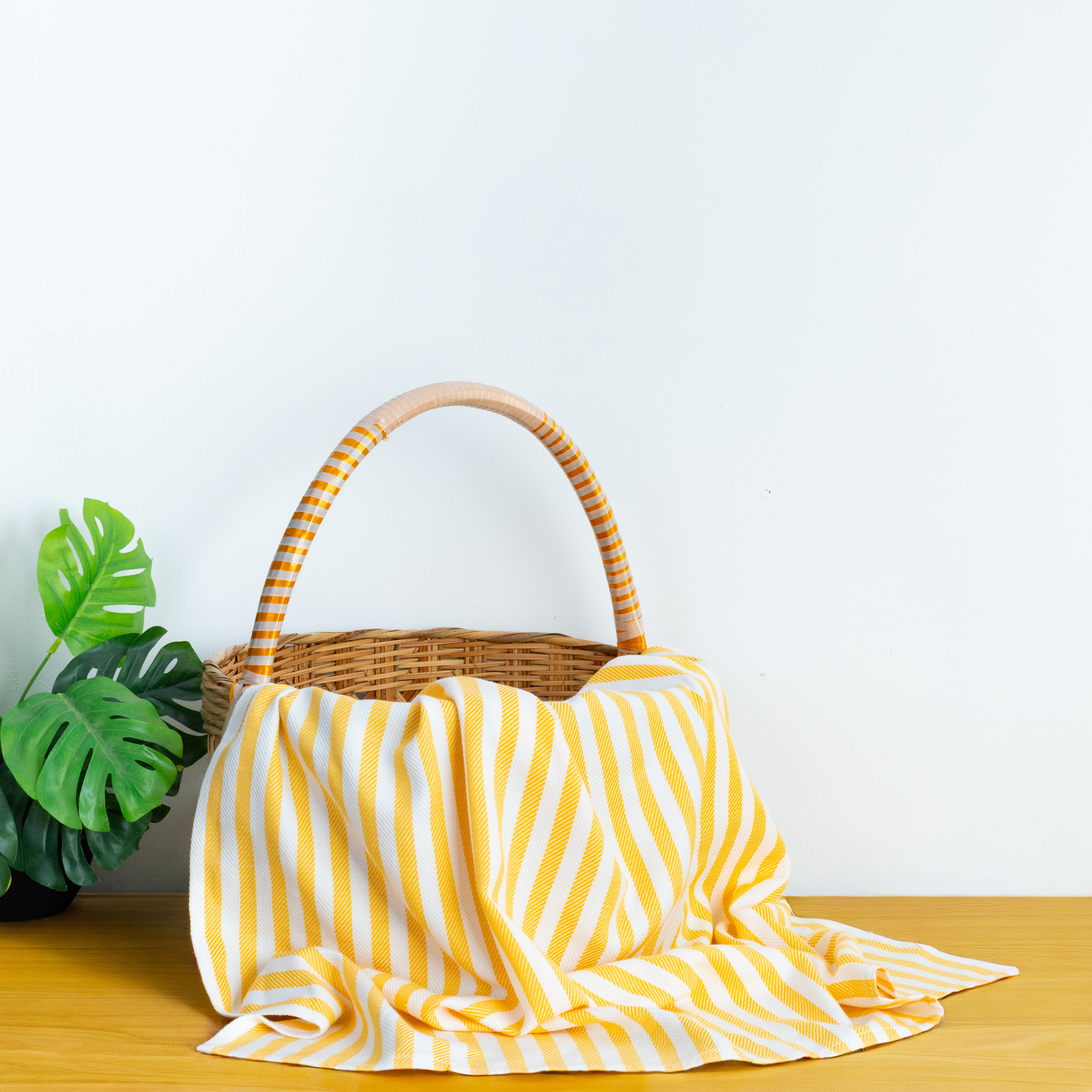 Happie Dayz pure cotton – 100% Striped Towel (yellow)