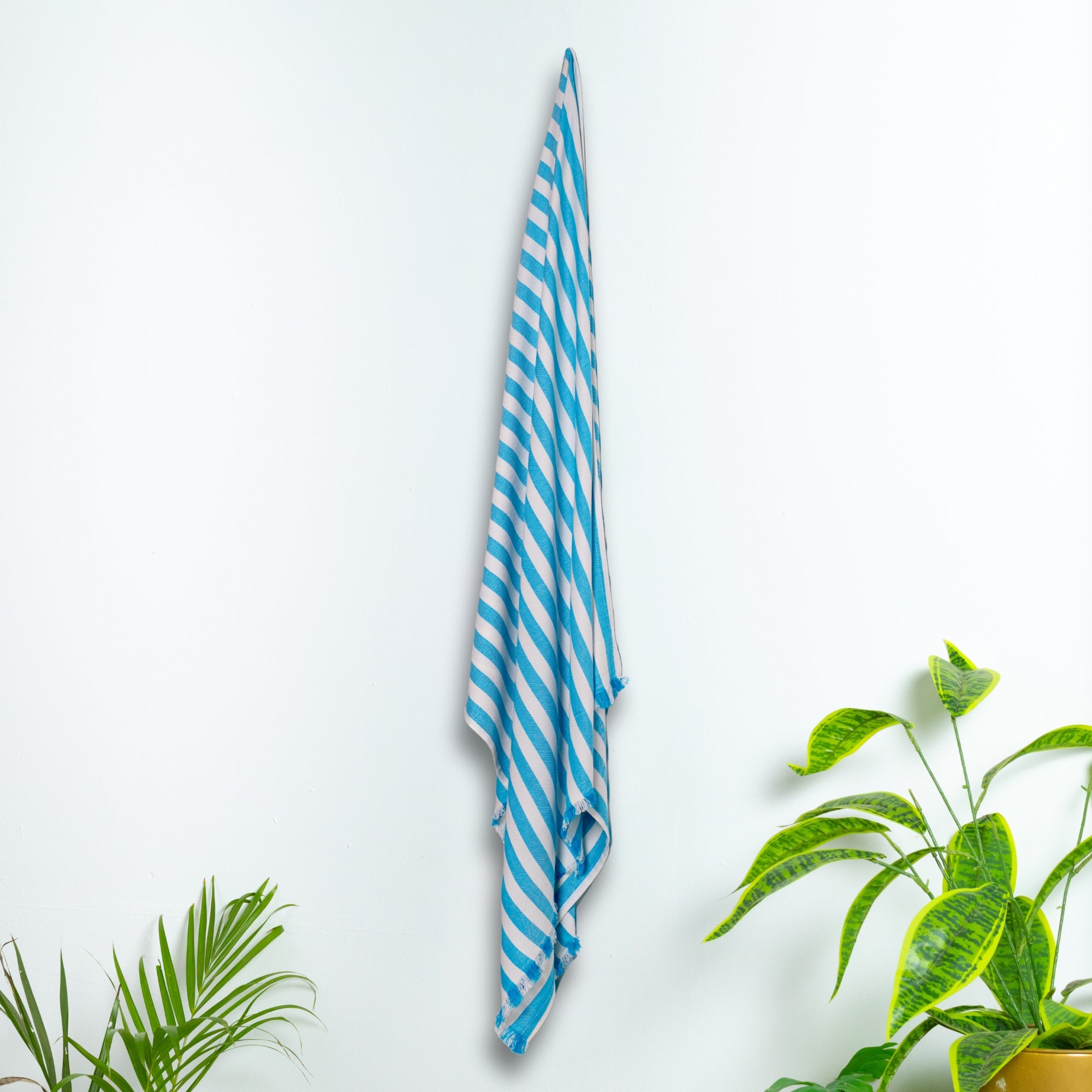 Happie Dayz BamPure – 100% Pure Bamboo Towel (blue)