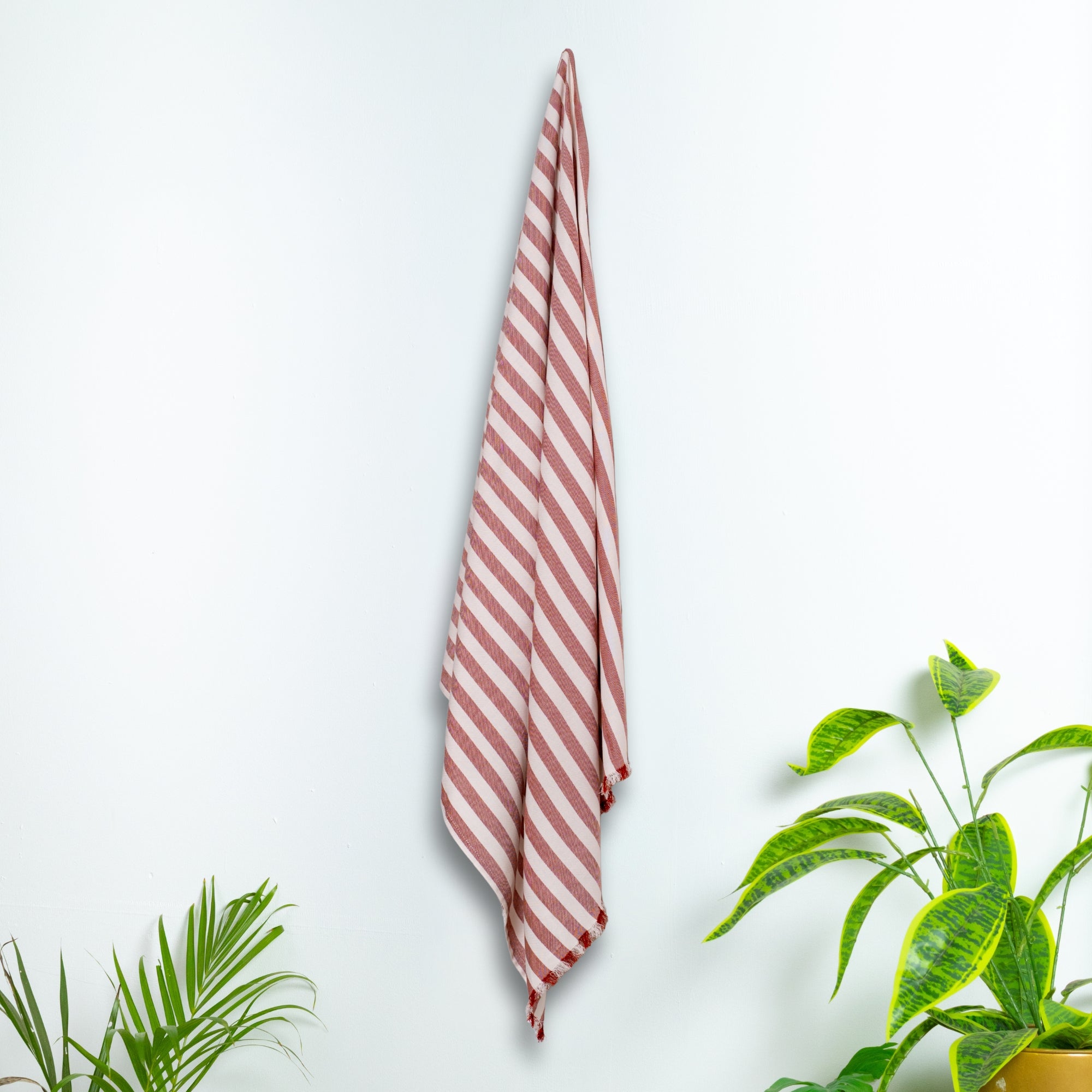 Happie Dayz BamPure – 100% Pure Bamboo Towel (Red)