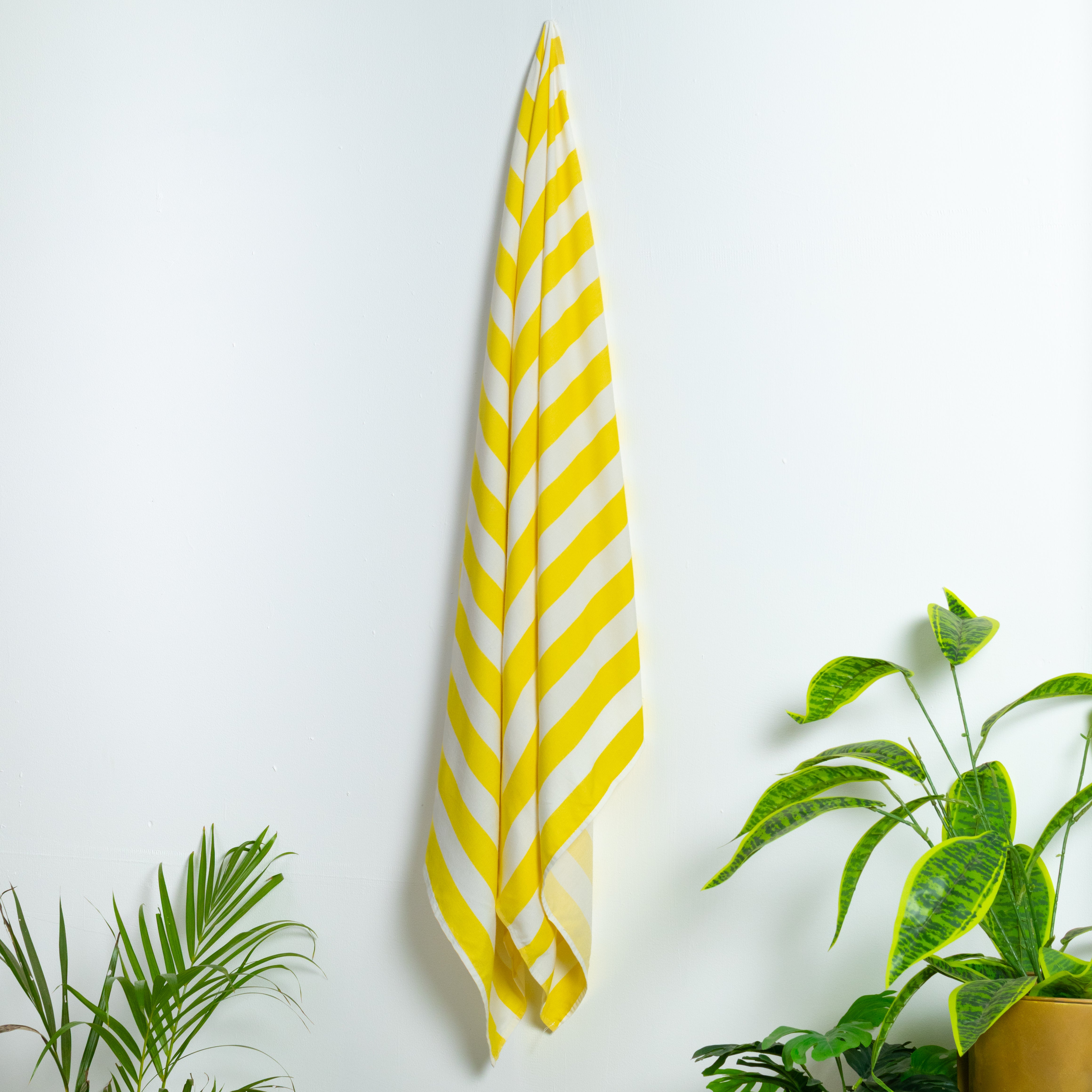 Happie Dayz BamPure – 100% Pure Bamboo Towel (yellow)