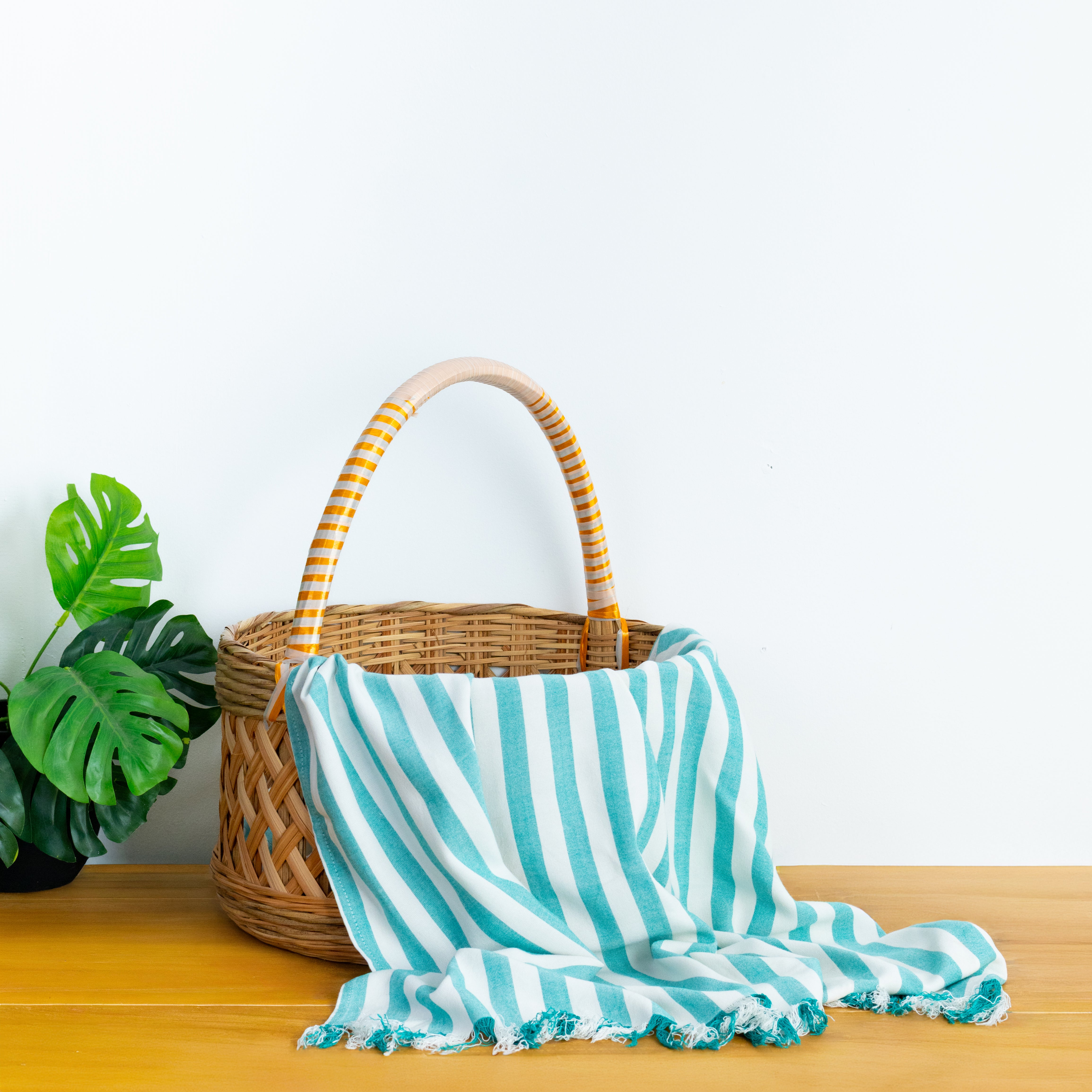 Happie Dayz BamPure – 100% Pure Bamboo Towel (green)