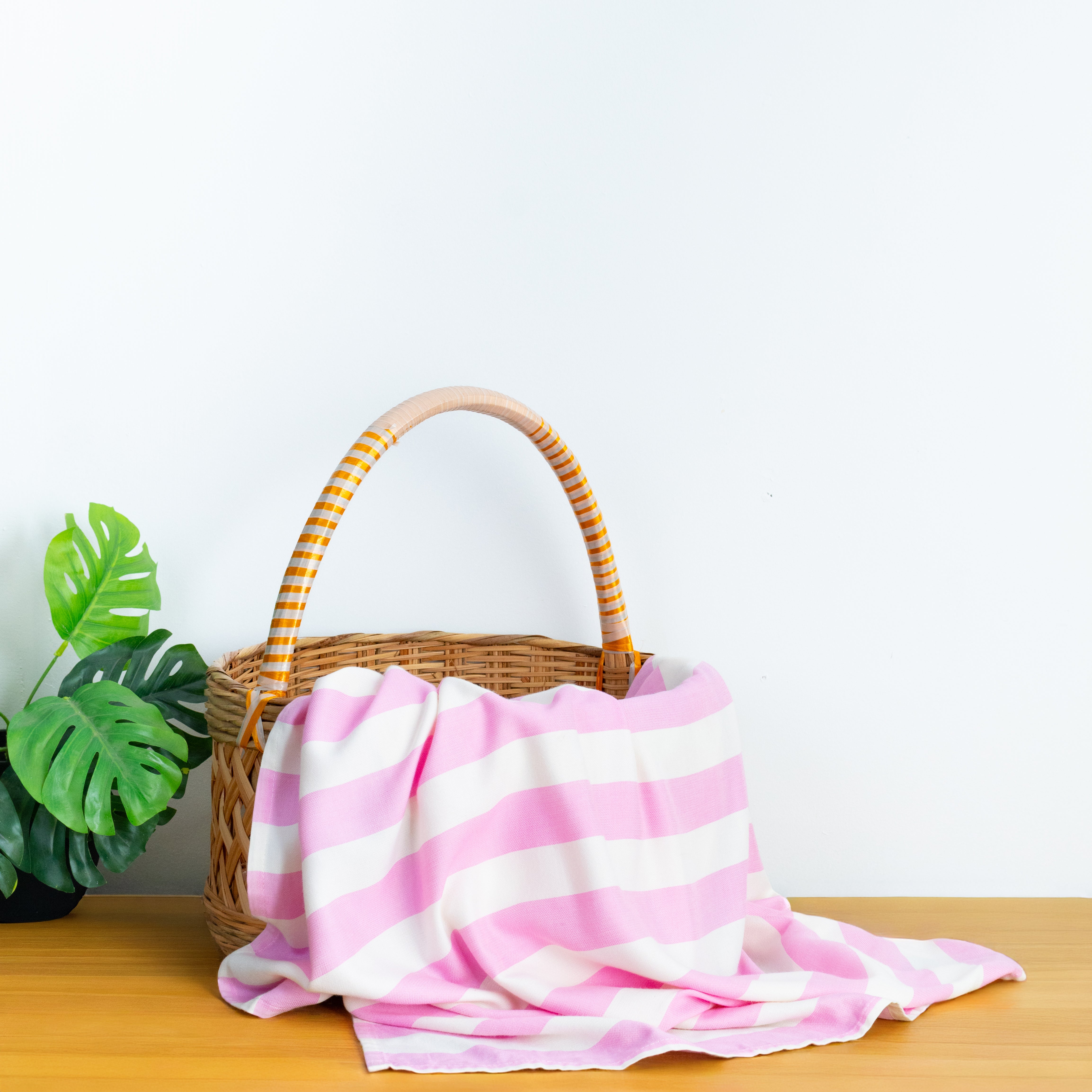 Happie Dayz BamPure – 100% Pure Bamboo Towel (pink)